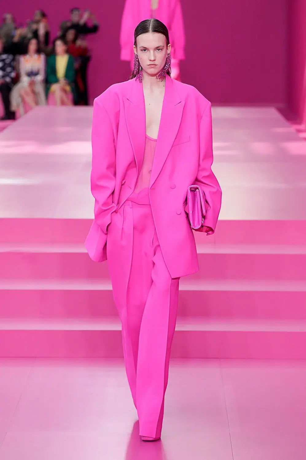 小伙伴们，节日快乐！